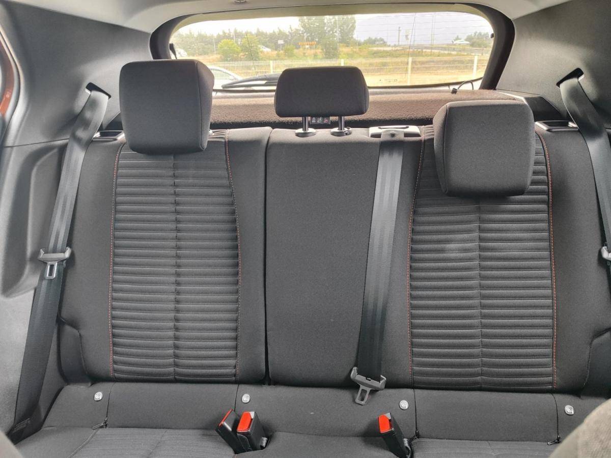 peugeot-2008-2022-diesel-1499cc