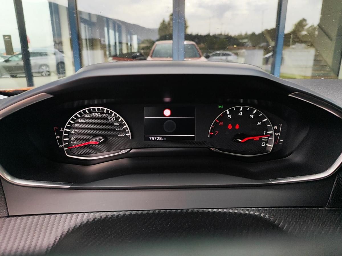 peugeot-2008-2022-diesel-1499cc