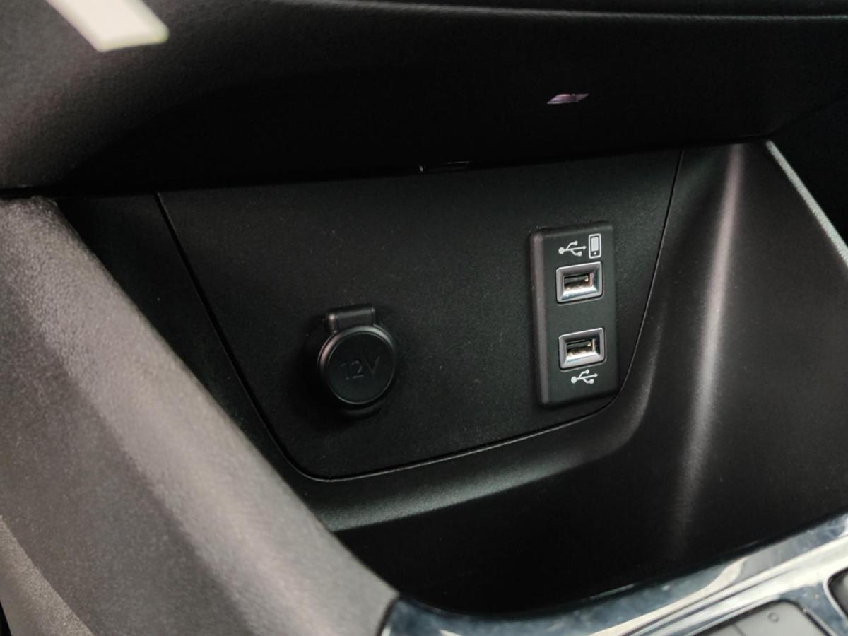 opel-crossland-2023-gasolina-1199cc