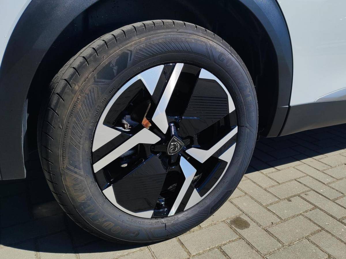 peugeot-e-2008-2025-eletrico-0cc