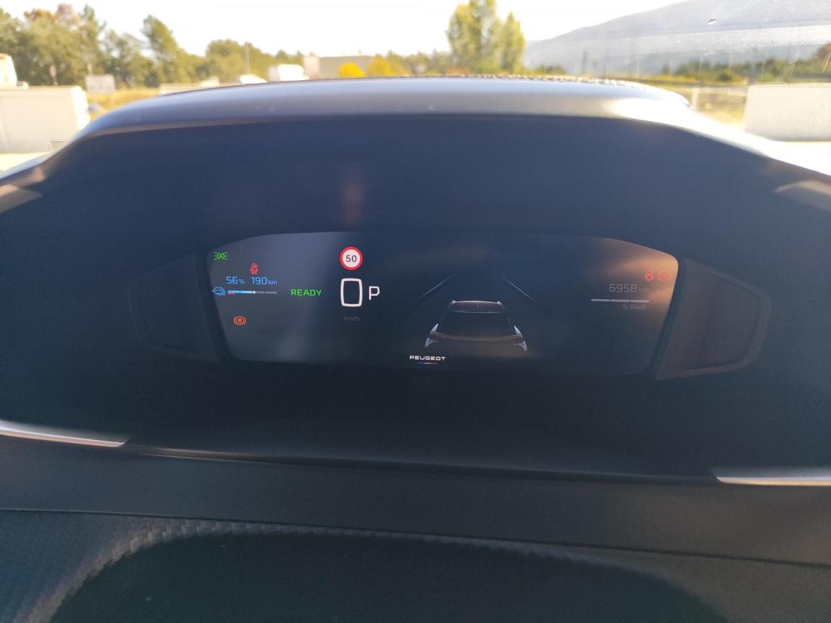 peugeot-e-2008-2025-eletrico-0cc