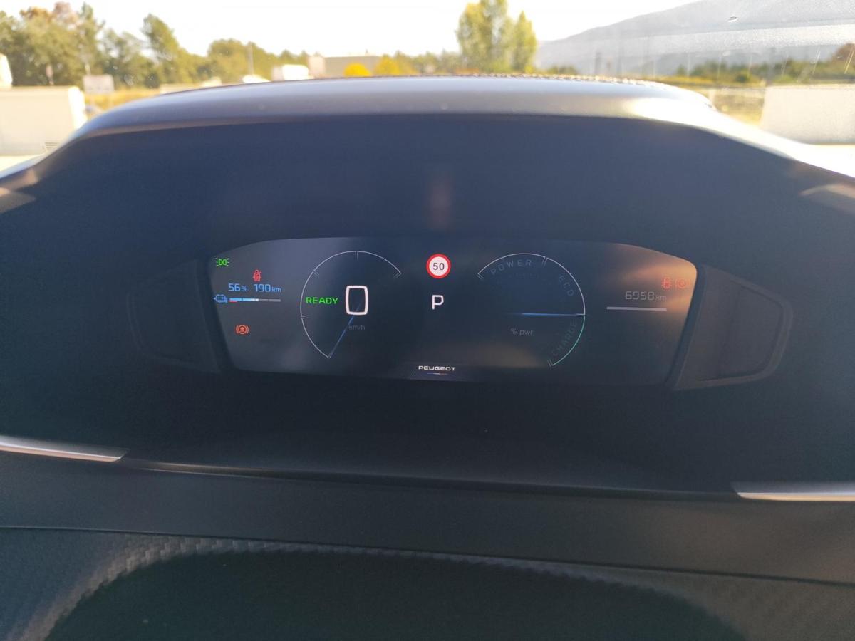 peugeot-e-2008-2025-eletrico-0cc