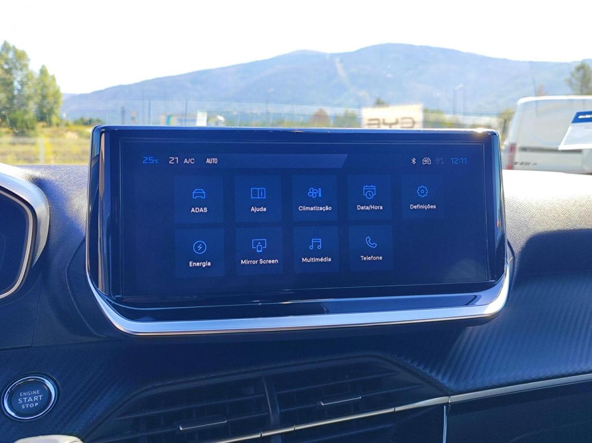 peugeot-e-2008-2025-eletrico-0cc