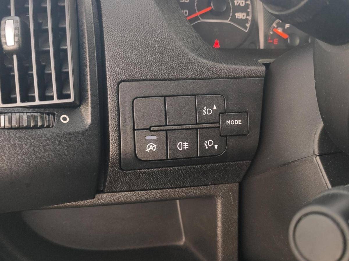 citroen-jumper-2023-diesel-2179cc