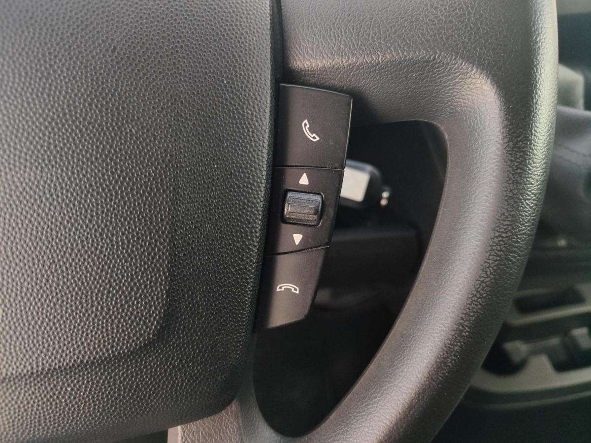 citroen-jumper-2023-diesel-2179cc