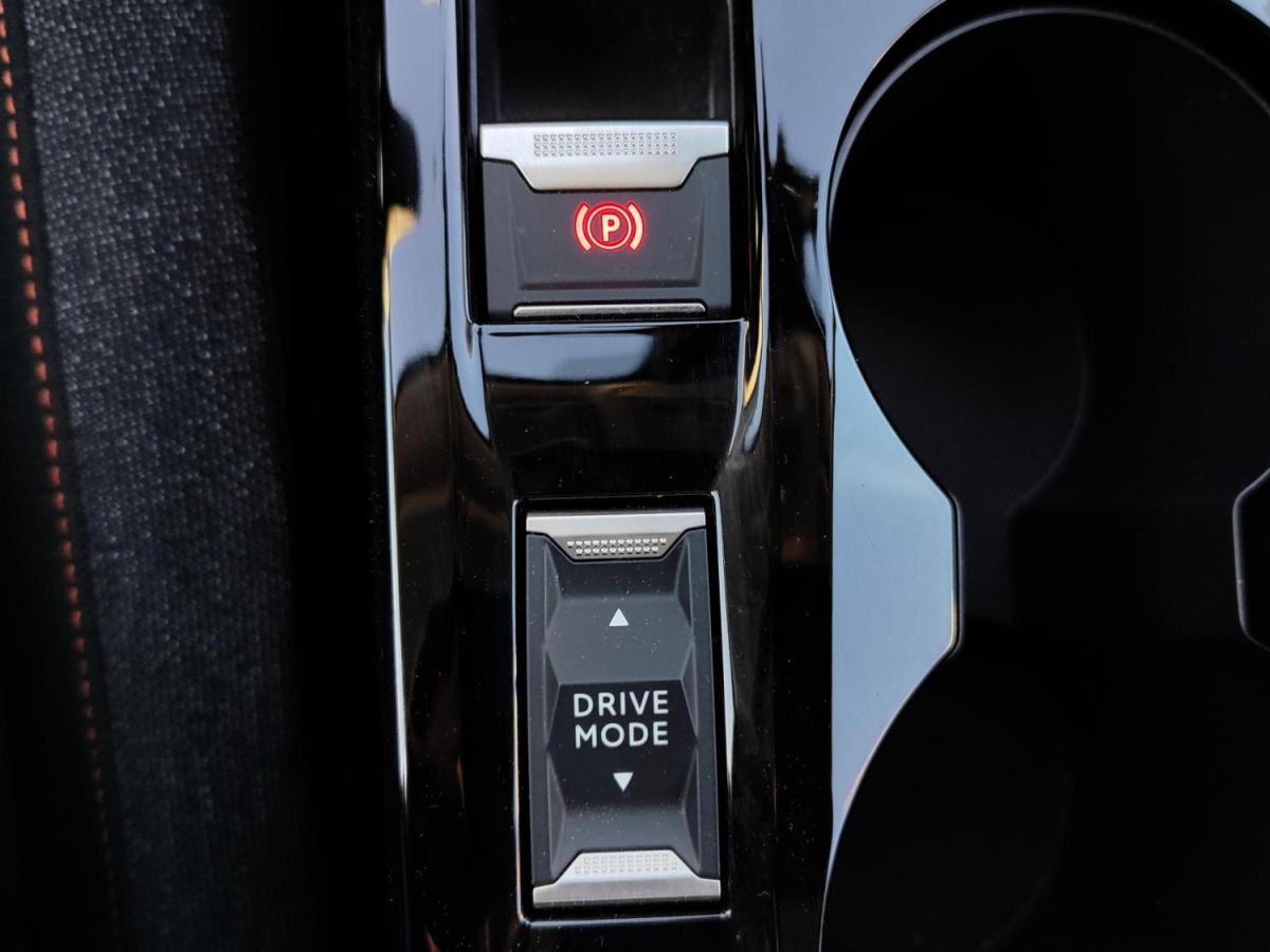 peugeot-e-208-2025-eletrico-0cc