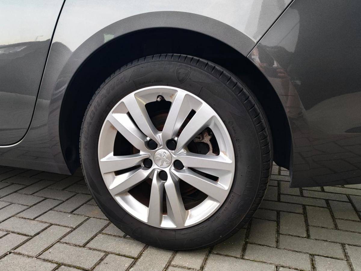 peugeot-308-sw-2021-diesel-1499cc