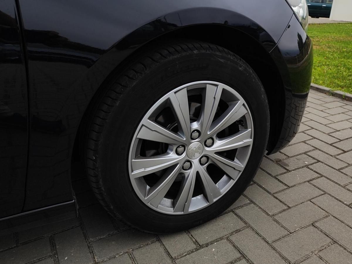 peugeot-308-sw-2021-diesel-1499cc