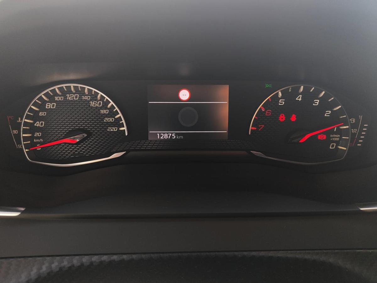 peugeot-2008-2025-gasolina-1199cc