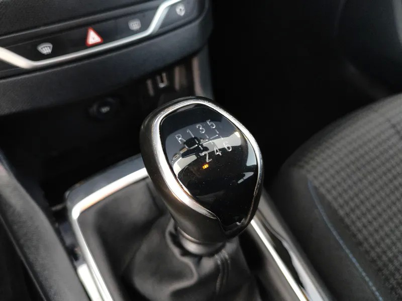 peugeot-308-sw-2020-diesel-1499cc