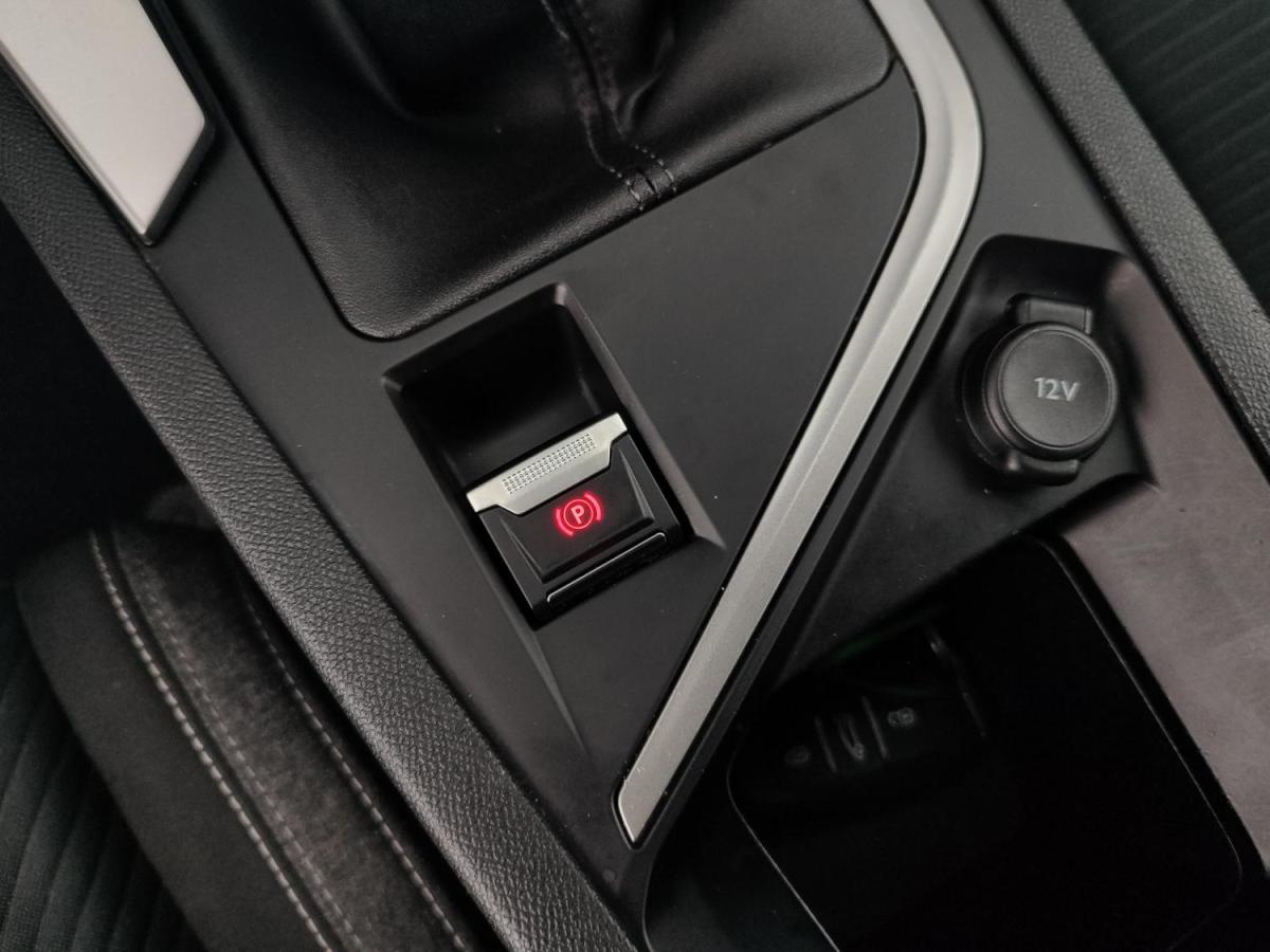 peugeot-308-2022-diesel-1499cc
