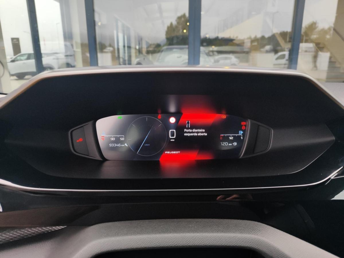 peugeot-308-2022-diesel-1499cc
