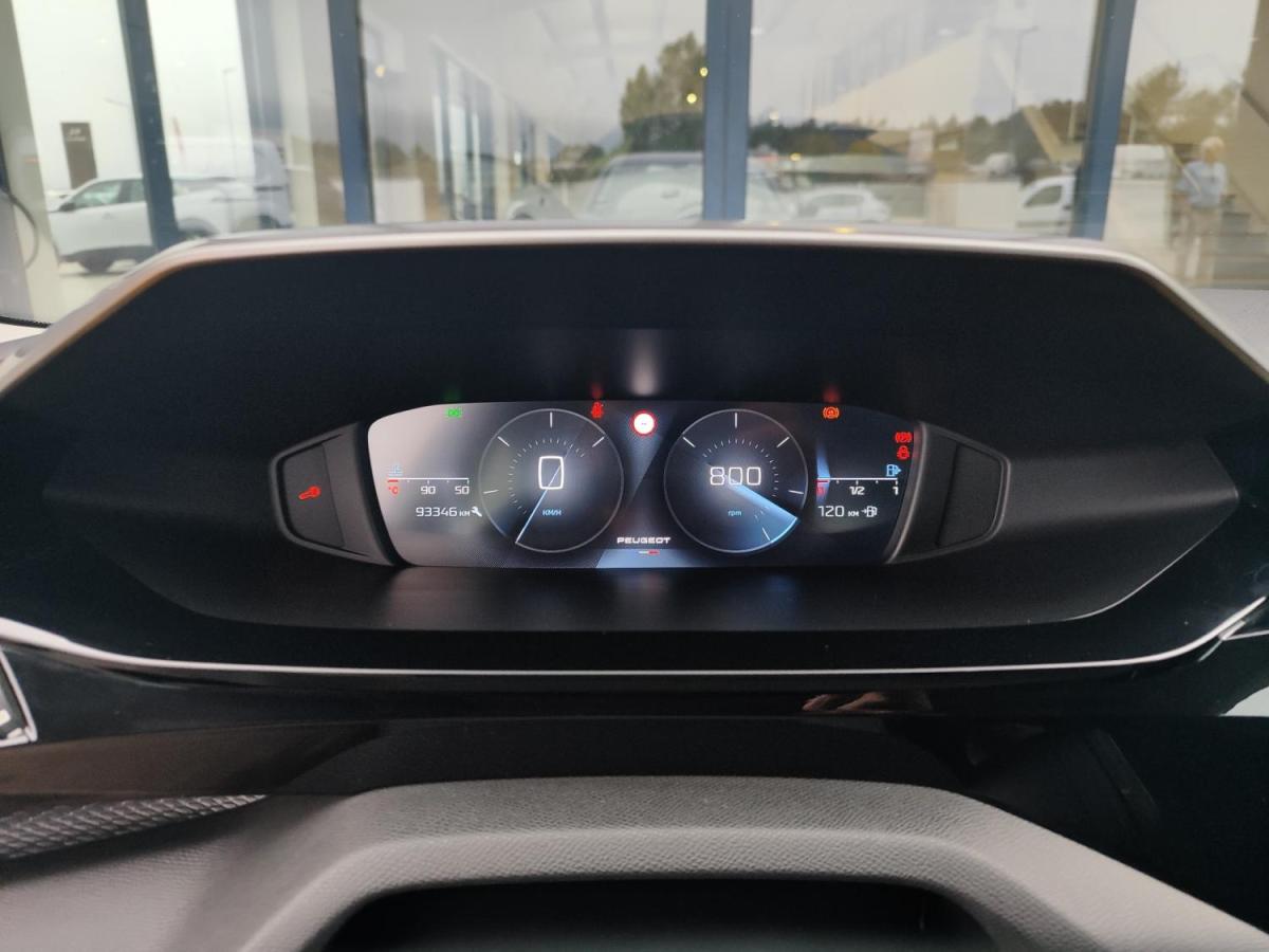 peugeot-308-2022-diesel-1499cc