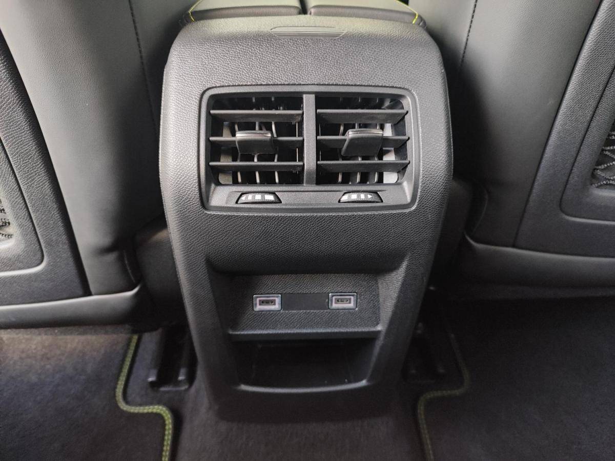 peugeot-308-sw-2024-gasolina-1199cc