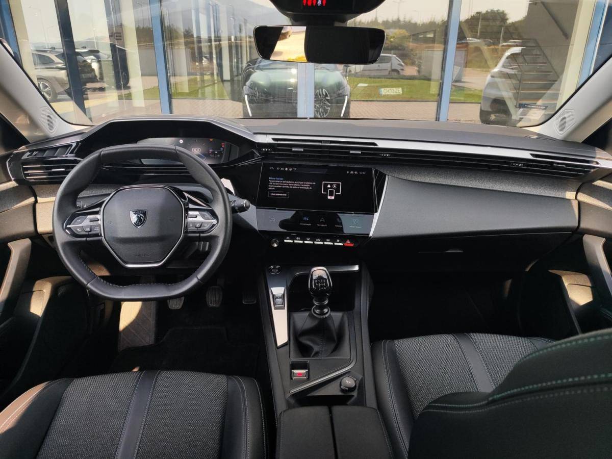 peugeot-308-2022-gasolina-1199cc