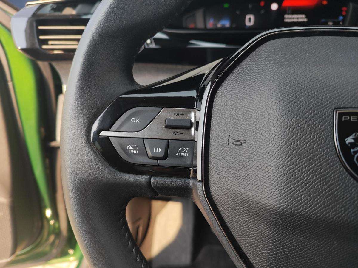 peugeot-308-2022-gasolina-1199cc