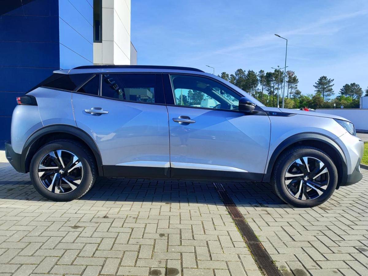 peugeot-e-2008-2023-eletrico-0cc