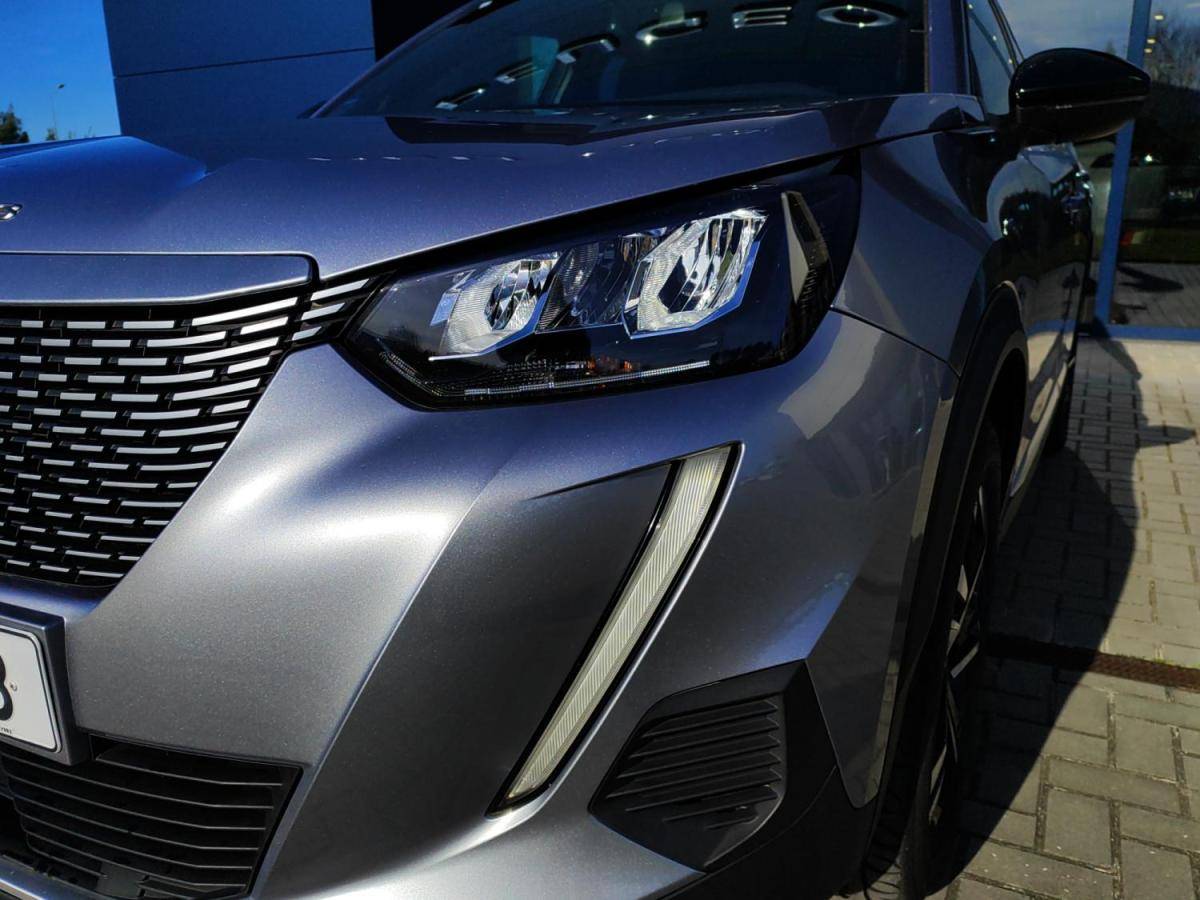 peugeot-e-2008-2023-eletrico-0cc