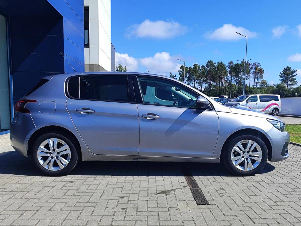 peugeot-308-2018-diesel-1560cc