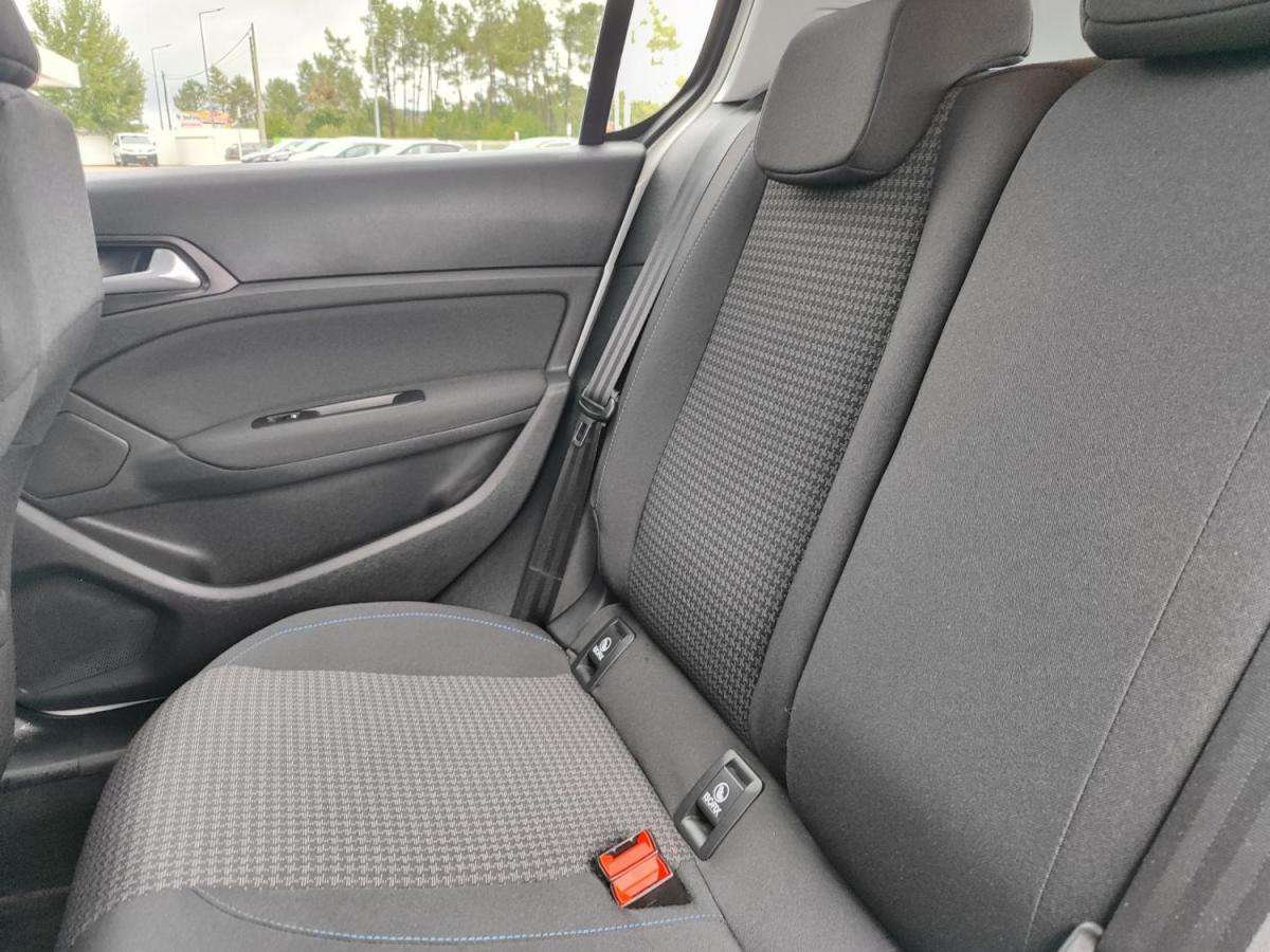 peugeot-308-2021-diesel-1499cc