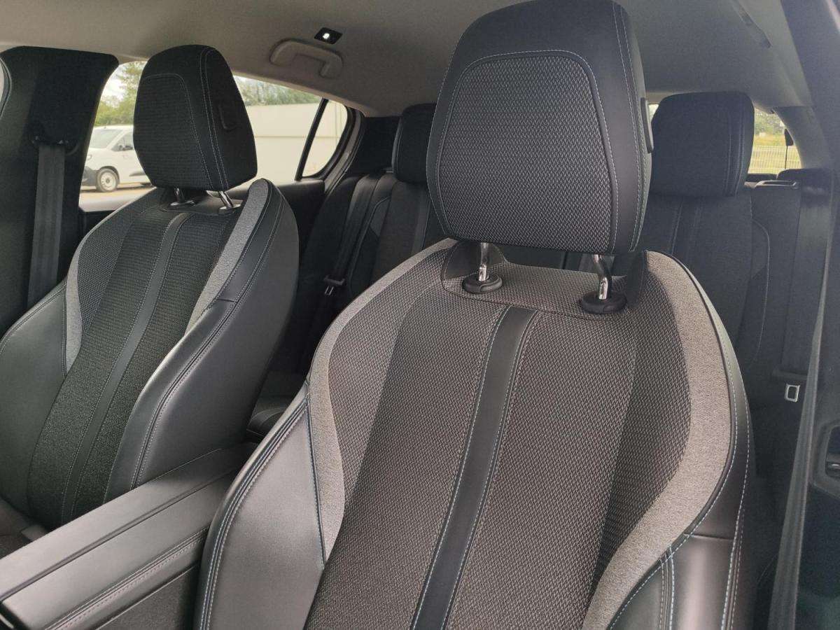 peugeot-308-2022-gasolina-1199cc