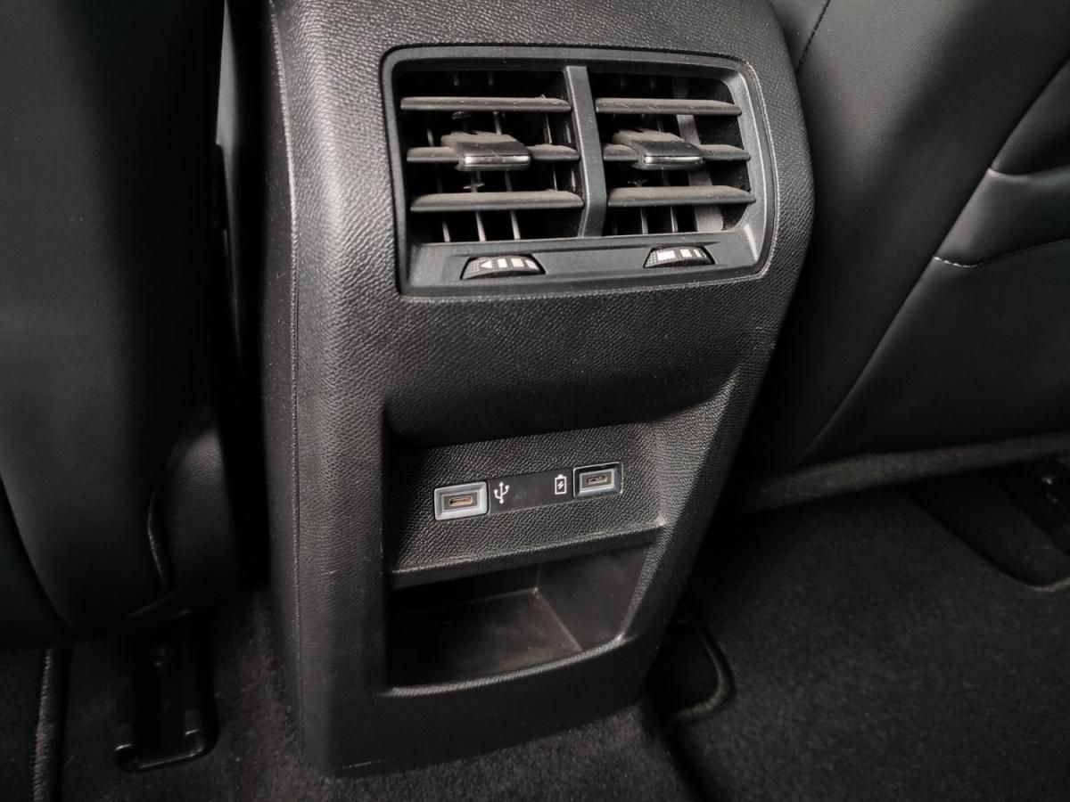 peugeot-308-2022-gasolina-1199cc