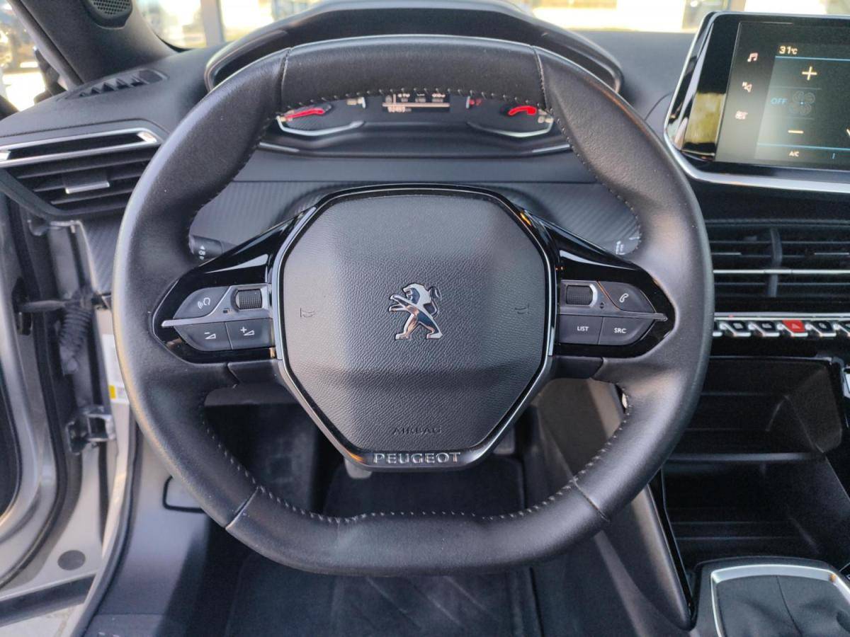 peugeot-2008-2023-gasolina-1199cc