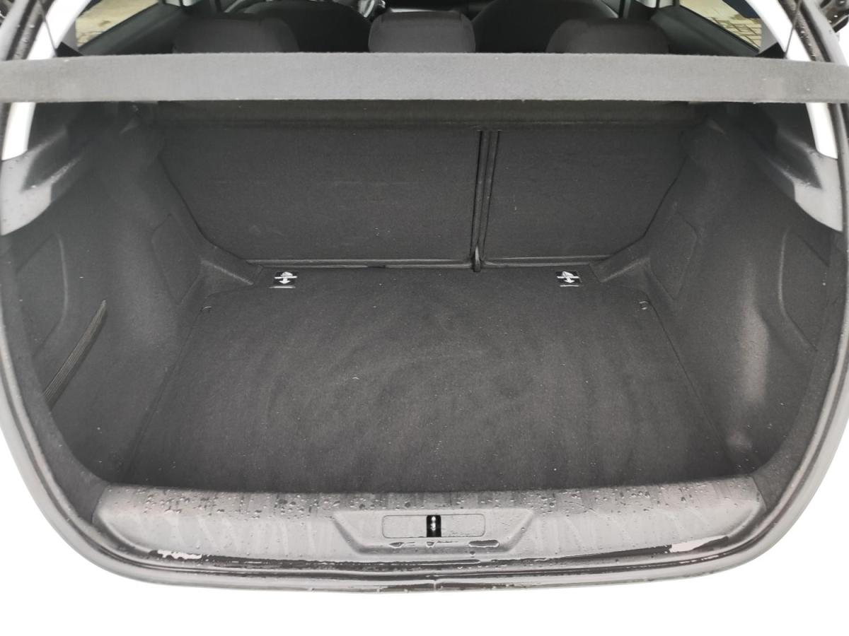 peugeot-308-2019-diesel-1499cc
