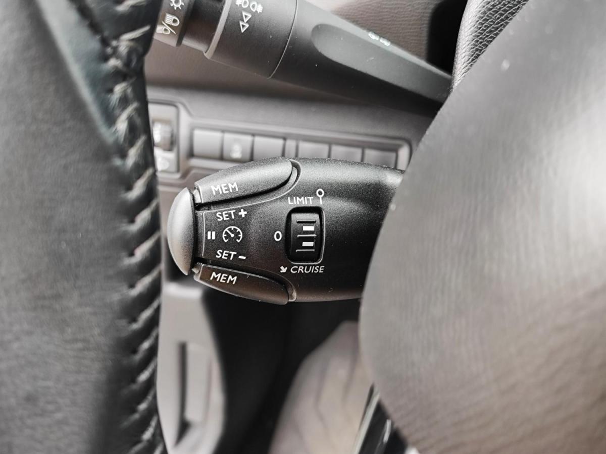 peugeot-308-2019-diesel-1499cc