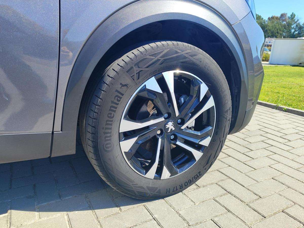 peugeot-2008-2023-gasolina-1199cc