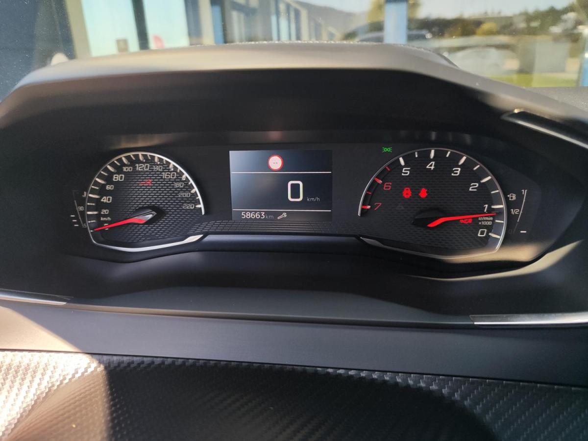 peugeot-2008-2023-gasolina-1199cc