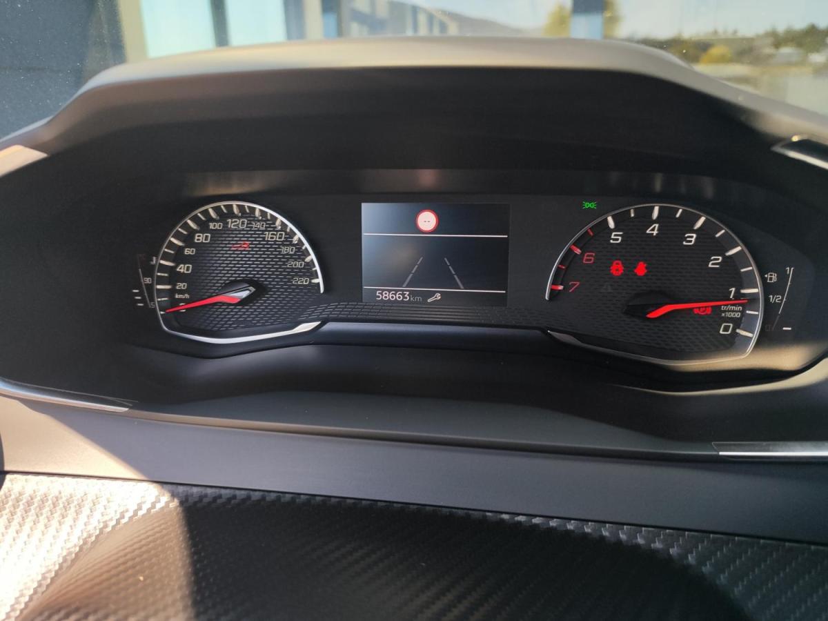 peugeot-2008-2023-gasolina-1199cc