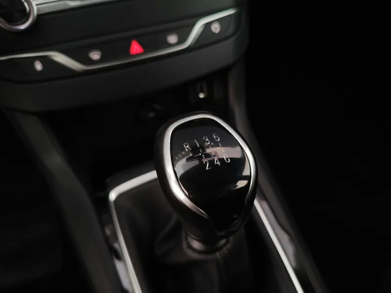 peugeot-308-sw-2021-diesel-1499cc