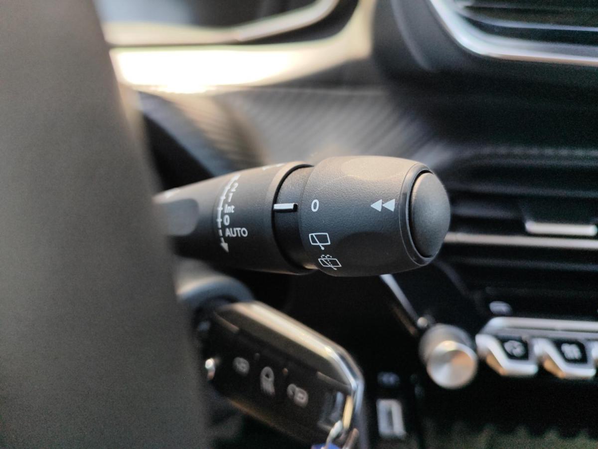 peugeot-208-2025-gasolina-1199cc