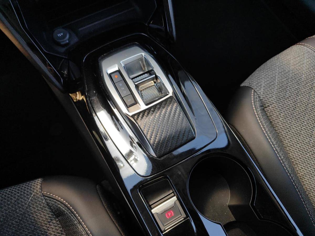 peugeot-208-2025-gasolina-1199cc