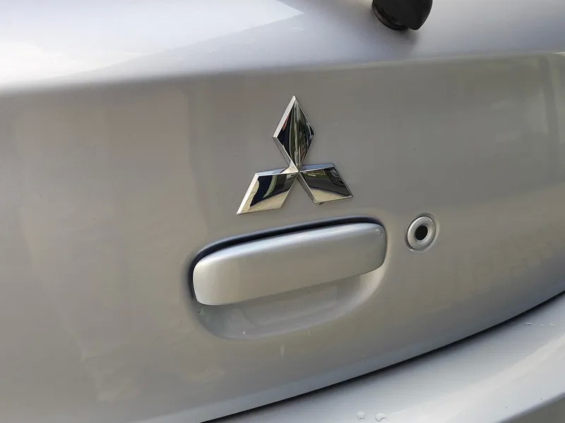 mitsubishi-space-star-2023-gasolina-1193cc