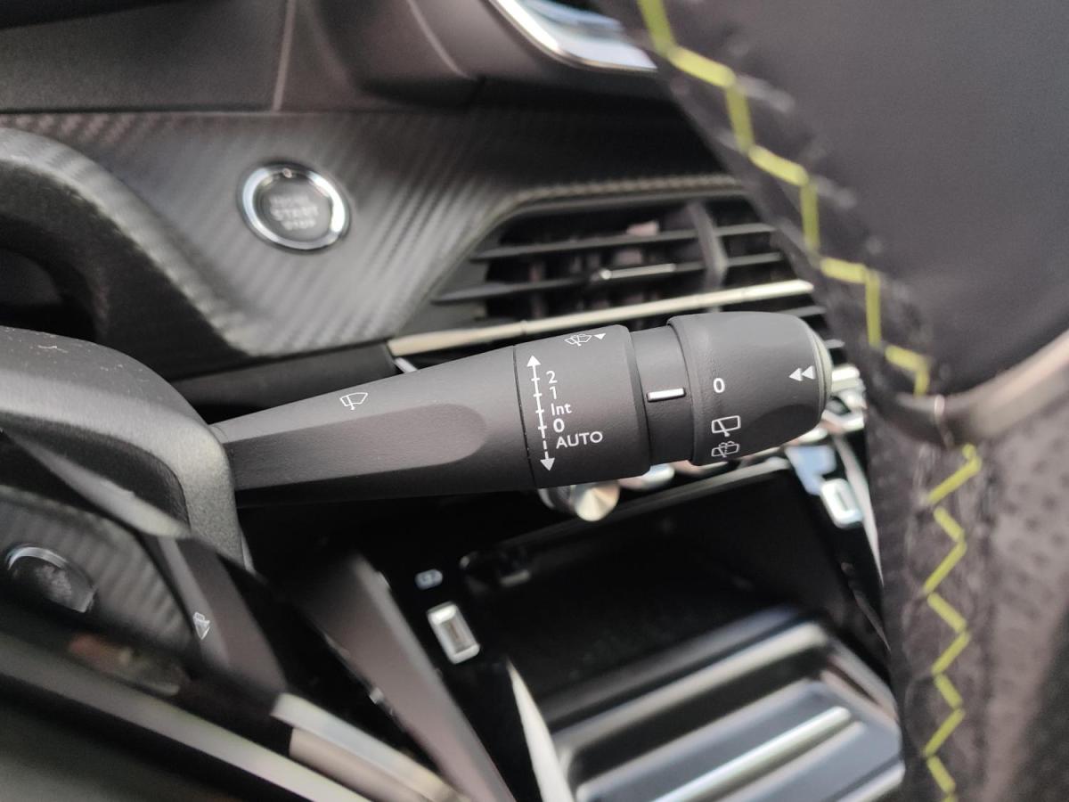peugeot-208-2026-gasolina-1199cc