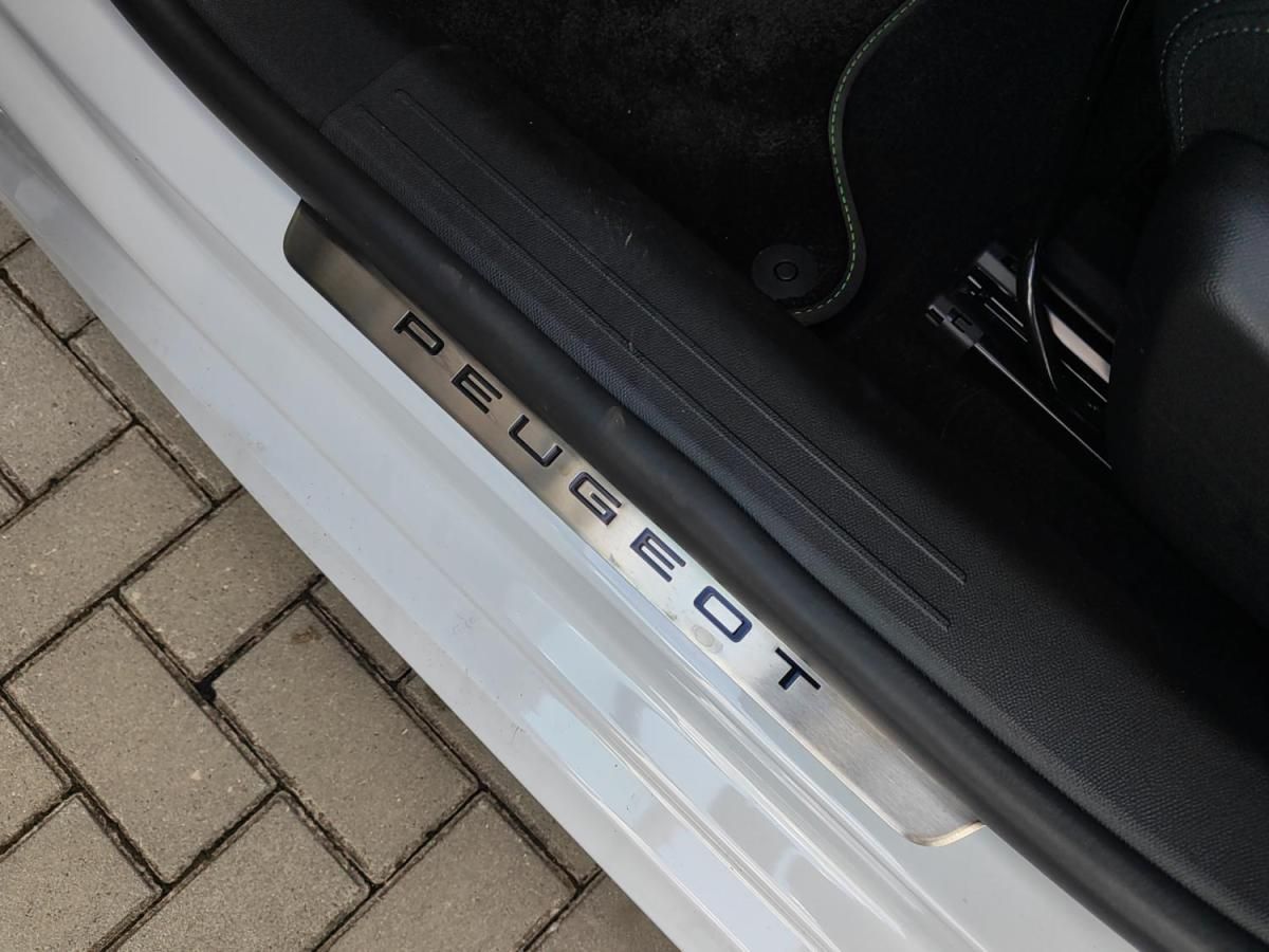 peugeot-208-2026-gasolina-1199cc