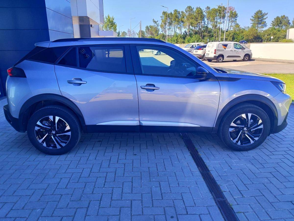 peugeot-2008-2022-gasolina-1199cc