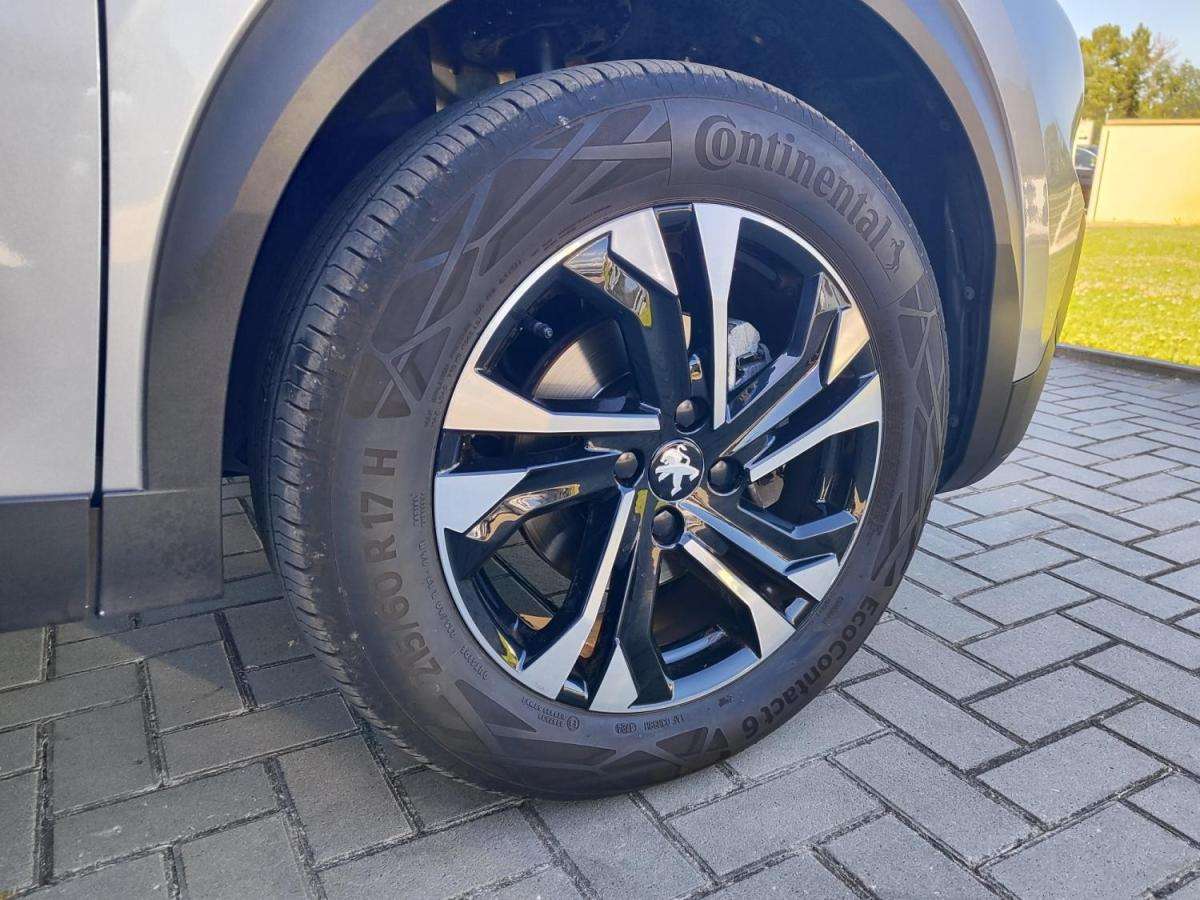 peugeot-2008-2022-gasolina-1199cc