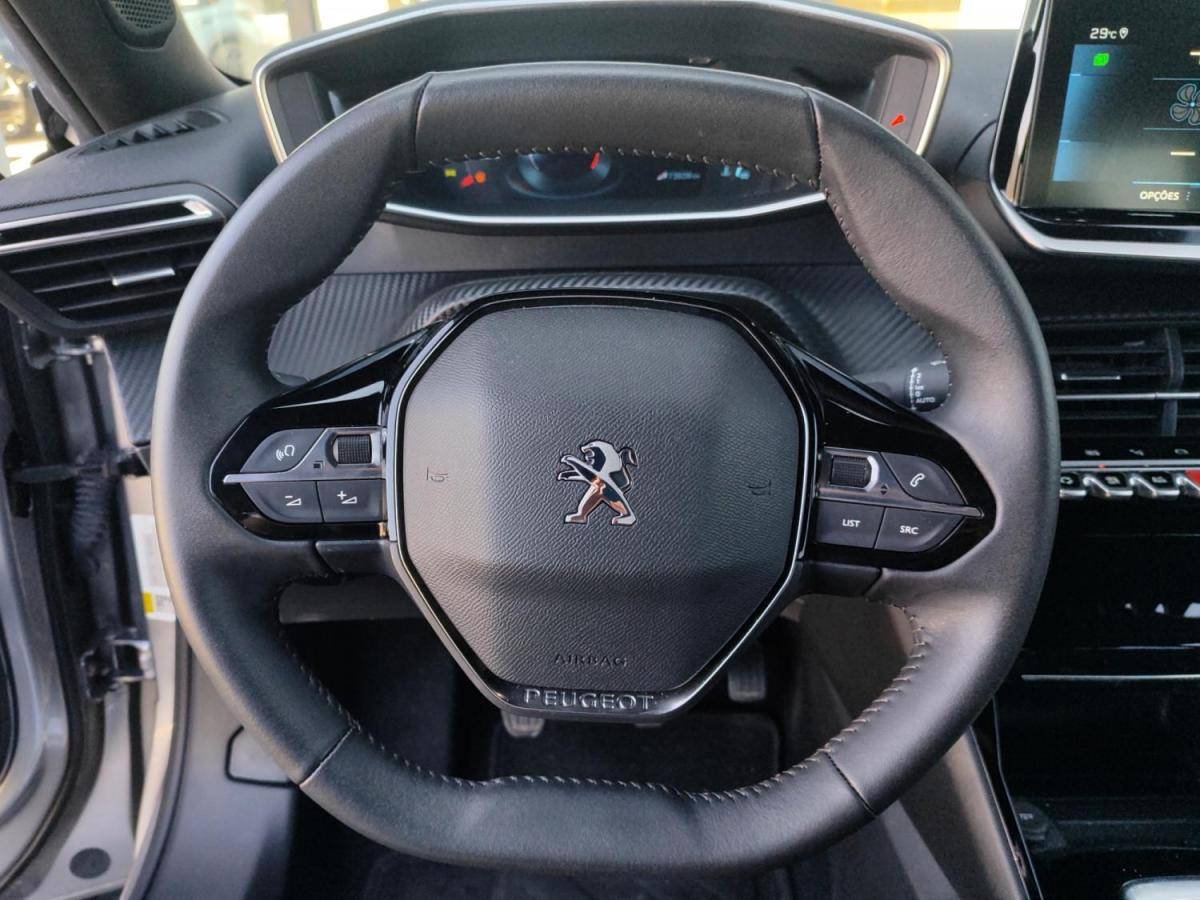 peugeot-2008-2022-gasolina-1199cc