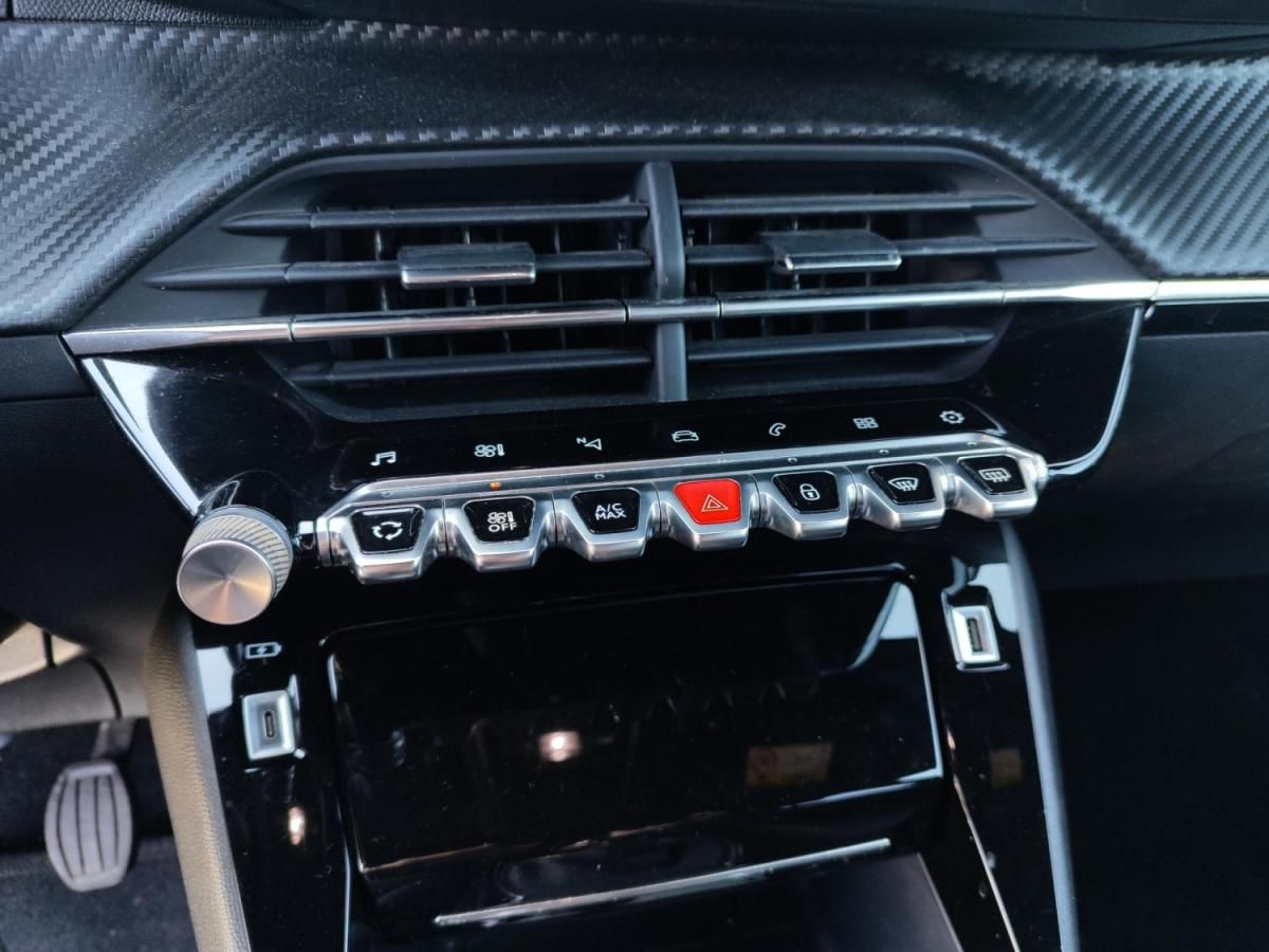 peugeot-2008-2022-gasolina-1199cc