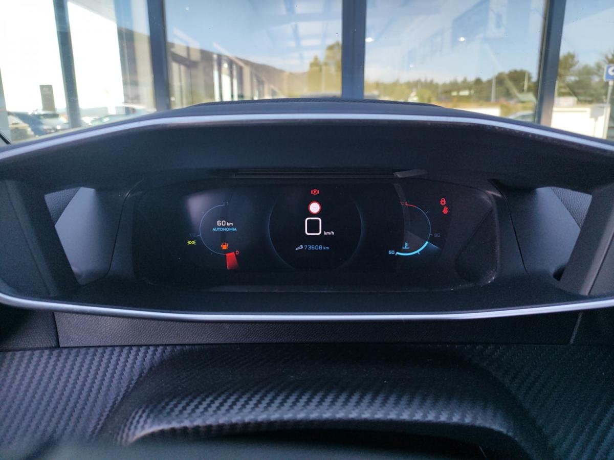 peugeot-2008-2022-gasolina-1199cc