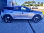 peugeot-2008-2022-gasolina-1199cc