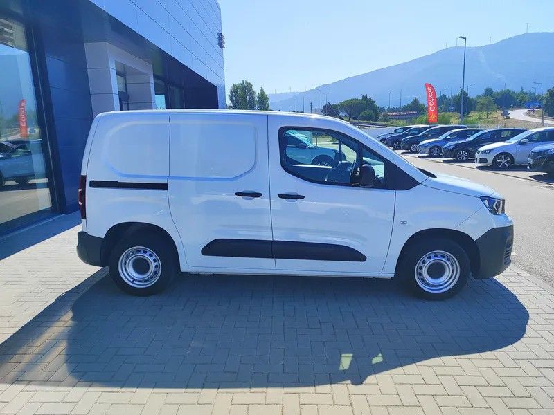peugeot-partner-2022-diesel-1460cc