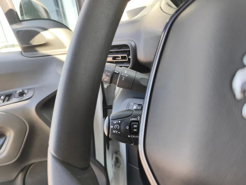 peugeot-partner-2022-diesel-1460cc