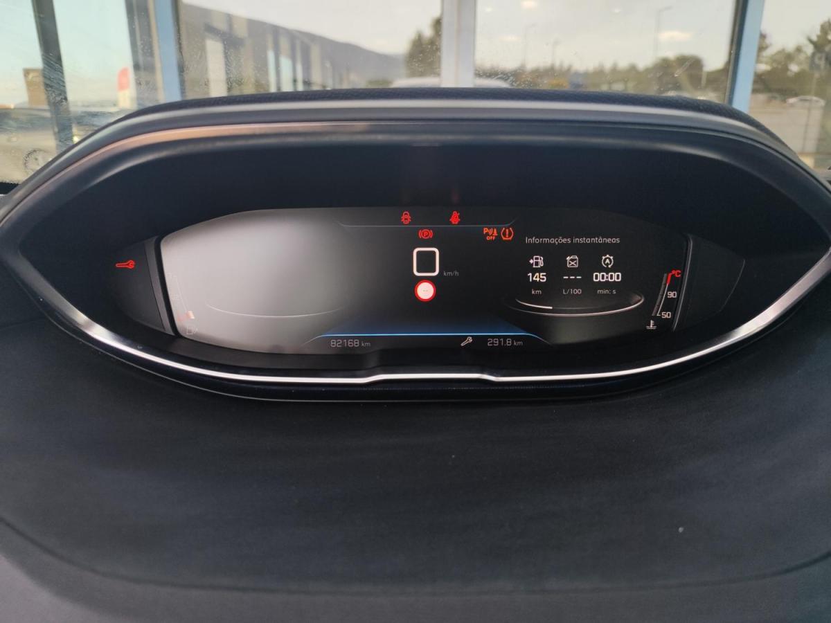 peugeot-3008-2022-diesel-1499cc