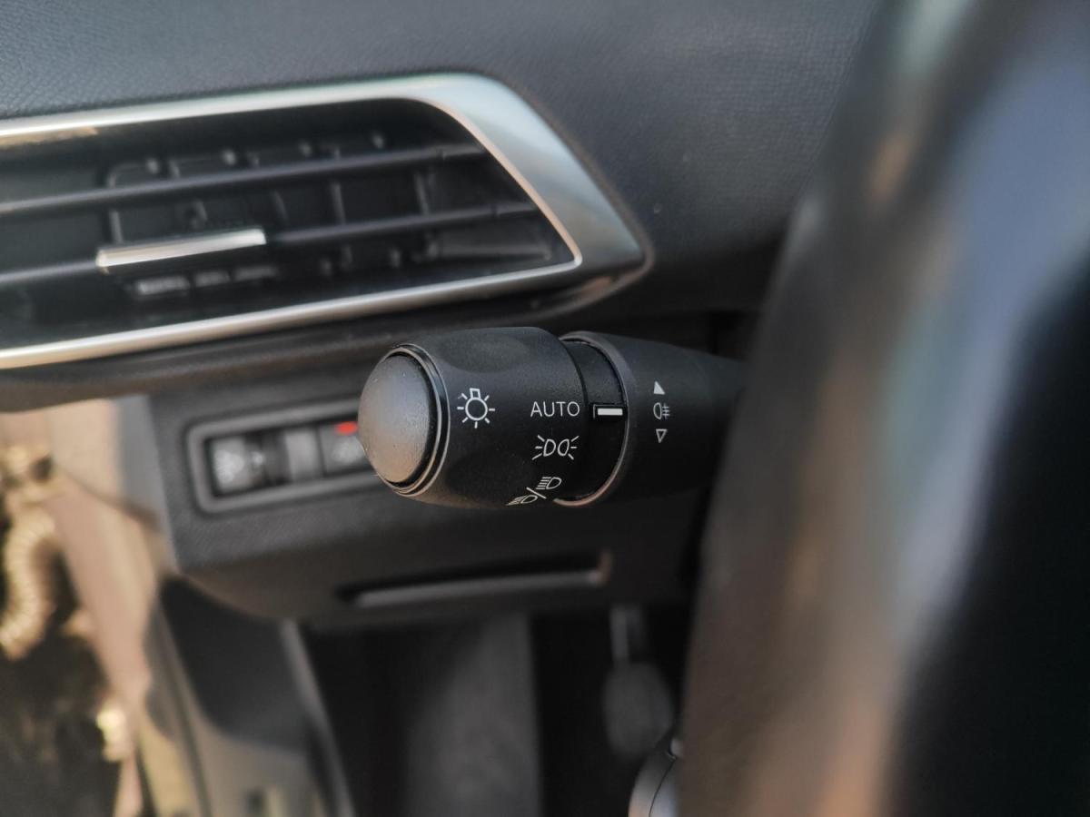 peugeot-3008-2022-diesel-1499cc