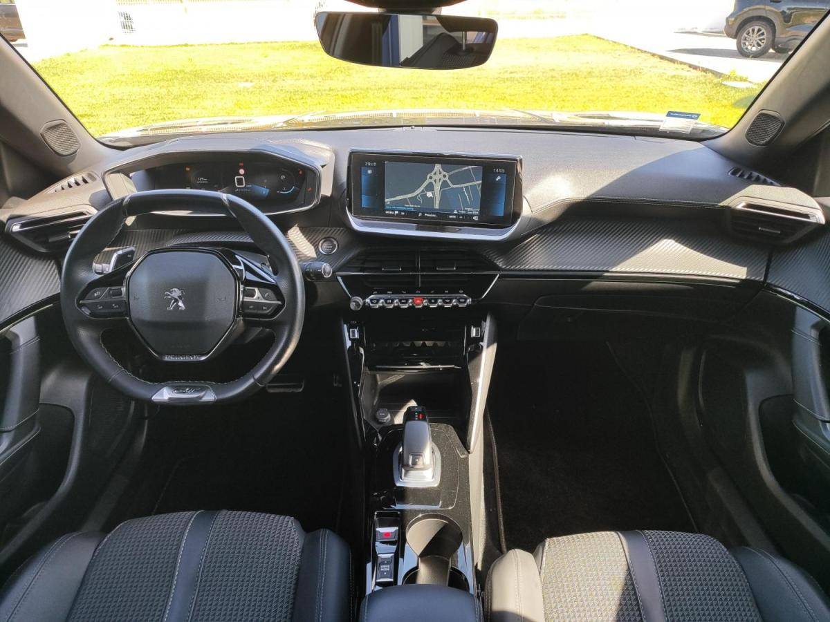 peugeot-2008-2021-gasolina-1199cc
