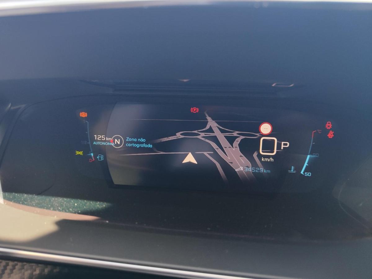 peugeot-2008-2021-gasolina-1199cc